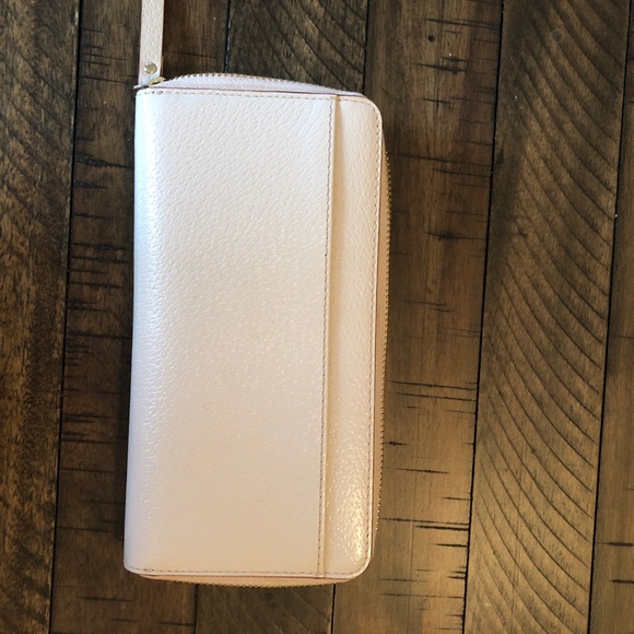 Kate Spade Wallet - Picture 3 of 3